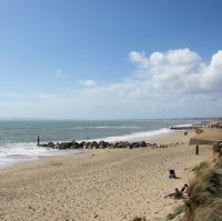 Hengistbury Head dog-friendly beach, Dorset - Dog walks in Dorset