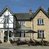 Dog walk and a dog-friendly pub near Bedford, Bedfordshire - Dog-friendly pub and dog walk near Bedford