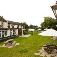 A38 dog-friendly hotel and dog walk, Staffordshire - Dog walks in Staffordshire