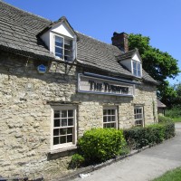 A44 dog-friendly pub near Woodstock, Oxfordshire - Oxfordshire dog-friendly pub