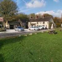 White Peak dog walk and dog-friendly pub, Derbyshire - biggin-waterloo2.jpg