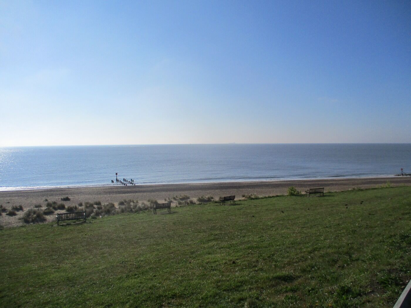 Pakefield dogfriendly beach, Lowestoft, Suffolk Driving with Dogs