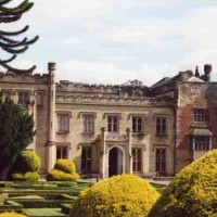 Elvaston Country Park dog walk, Derbyshire - Dog walks in Derbyshire