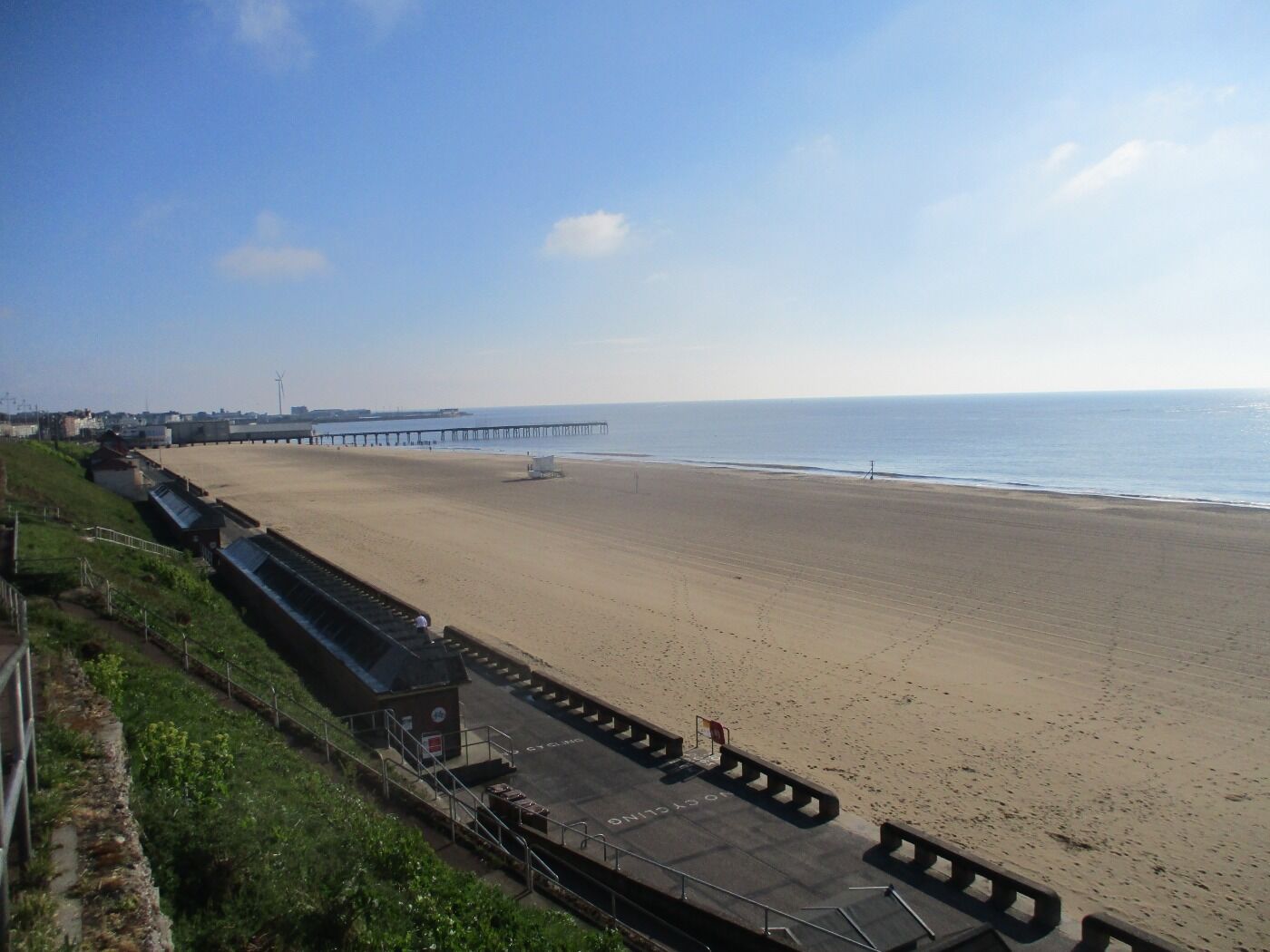 Pakefield dogfriendly beach, Lowestoft, Suffolk Driving with Dogs