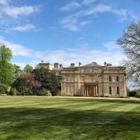 Normanby Hall dog-friendly attraction, Lincolnshire - Country park dogs walks